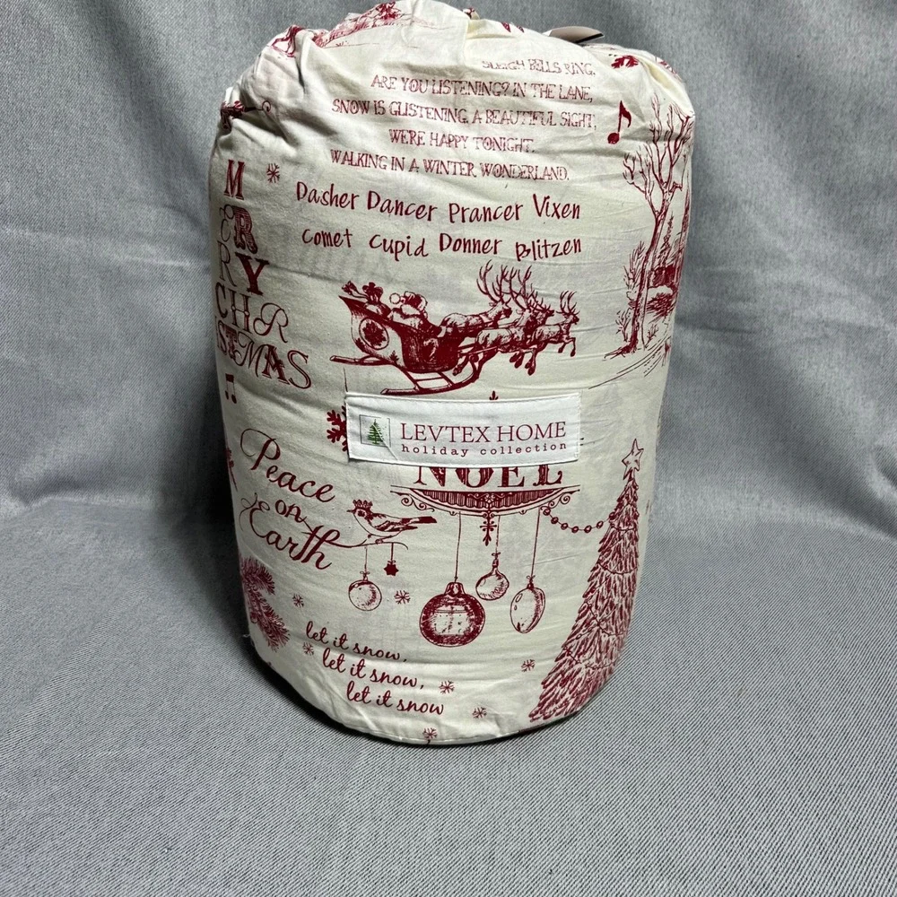 Levtex‎ Home Quilt Set Full/Queen Cream Red Holiday Toile Christmas Noel